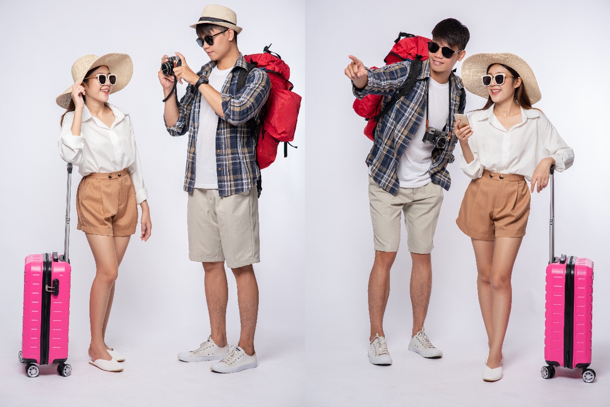 Tips tampil stylish saat traveling - Image