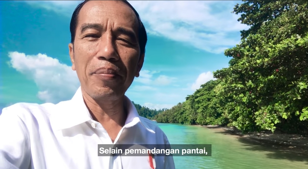 Video vlog Presiden ke-7 RI Joko Widodo (Jokowi) saat melakukan kunjungan kerja ke Raja Ampat, Papua Barat Daya, pada 2017. (Youtube) - Image