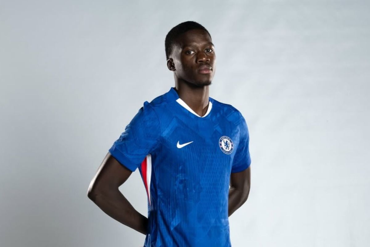 Pemain baru Chelsea Mamadou Sarr. (Dok. Mamadou Sarr) - Image