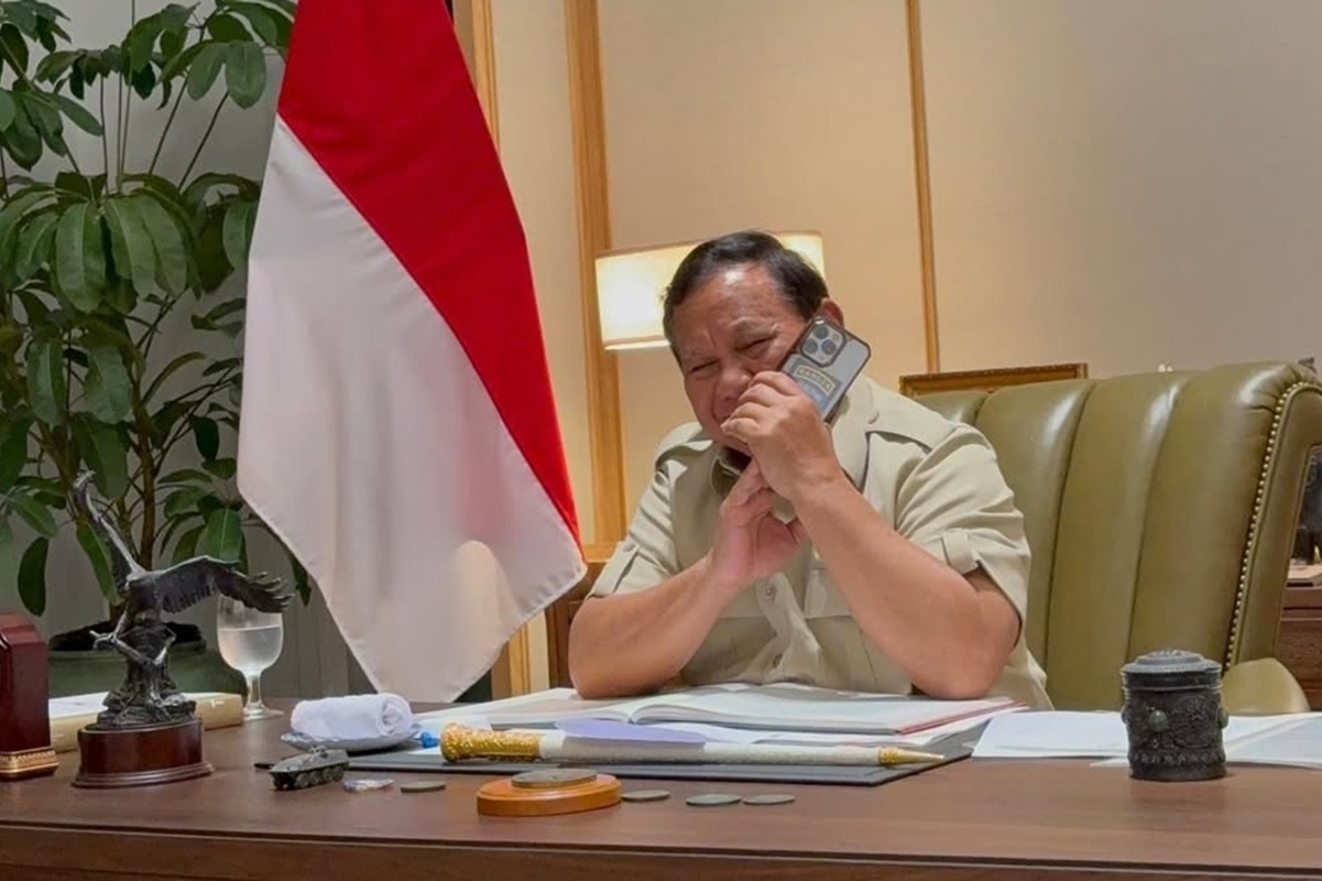 Presiden Prabowo Subianto menerima telepon dari Presiden Amerika Serikat (AS) Donald Trump. (Instagram) - Image