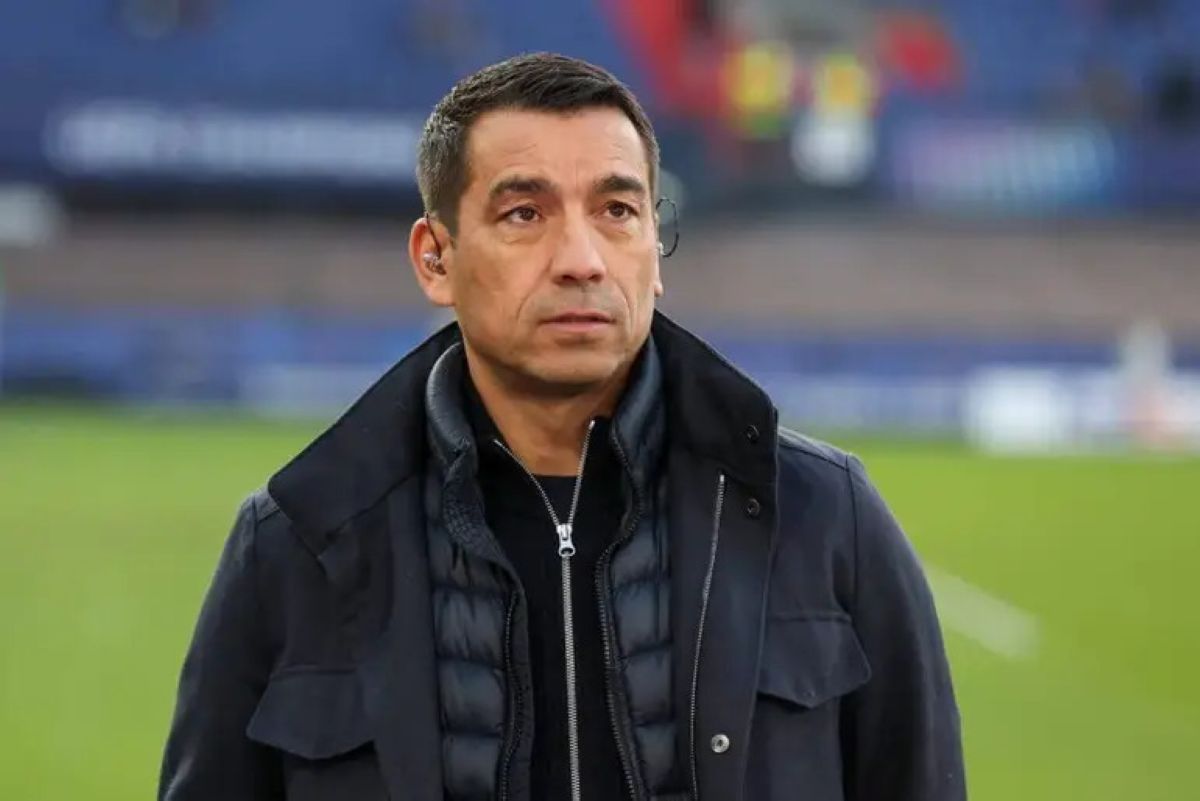 Giovanni van Bronckhorst dibidik Liverpool FC. (Dok. UEFA) - Image