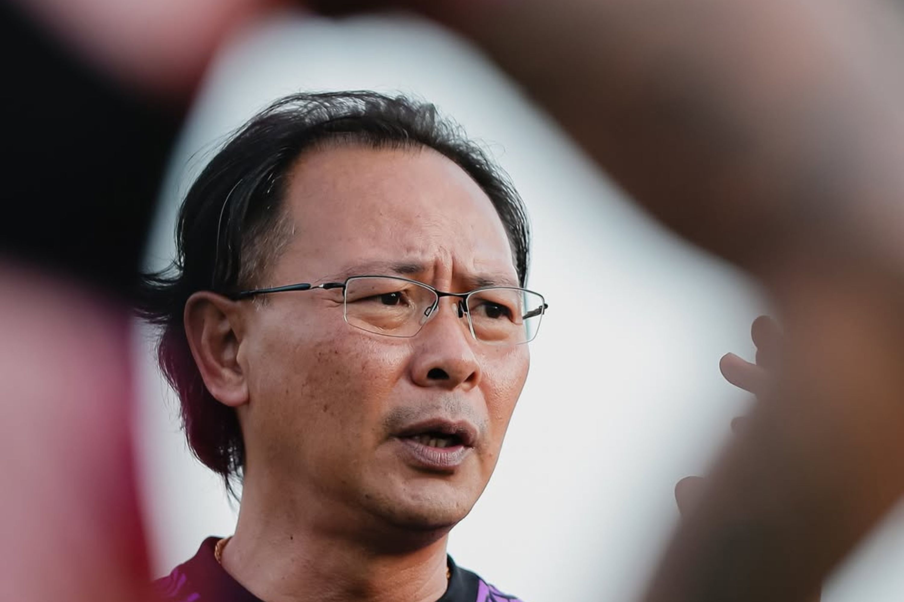 Pelatih baru Persik Kediri, Ong Kim Swee saat masih melatih Persis Solo. (dok. Instagram @coach_oks) - Image
