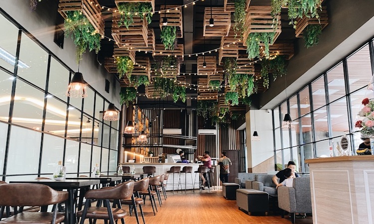 De Terrace Cafe & Resto - Image