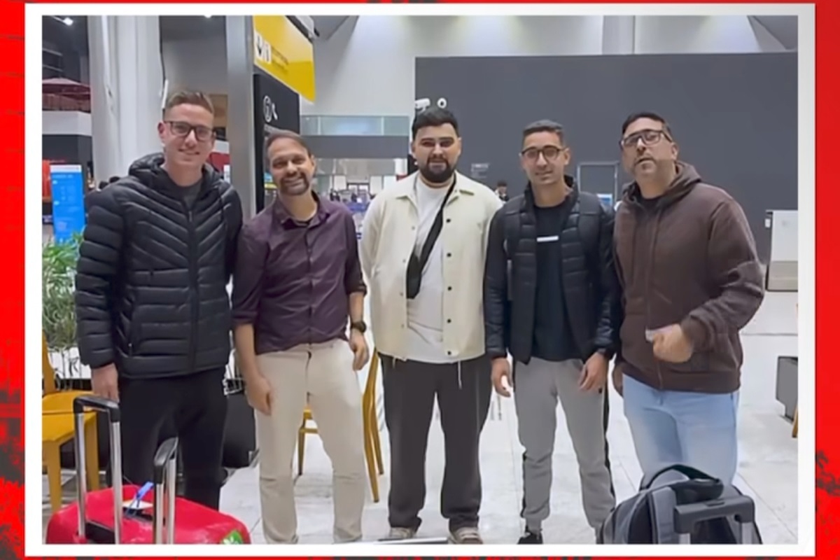 Pelatih Persija Jakarta, Mauricio Souza bersama para asistennya siap membawa Macan Kemayoran meraih kesuksesan di Liga 1 Indonesia 2025/2026. (Dok: Instagram Persija) - Image