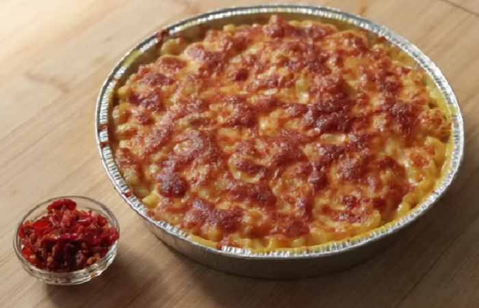 Resep Creamy Garlic Mac & Cheese yang Kenyal dan Praktis - Image