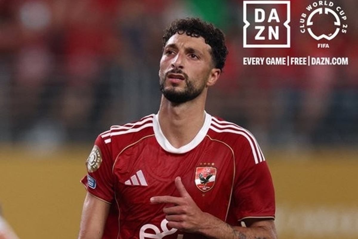 Al-Ahly Wessam Abou Ali jadi pemain yang membuat hat-trick pertama di ajang Piala Dunia Antarklub 2025. (Dok. FIFA) - Image