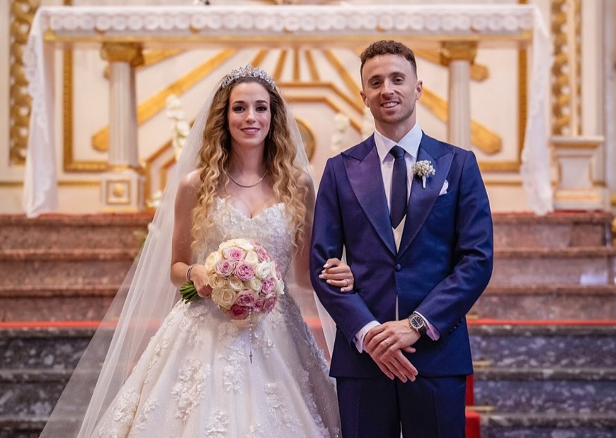 Diogo Jota meninggal dunia, tinggalkan Istri yang baru saja dinikahi dan tiga anak balita. (Instagram.com/@diogoj_18) - Image