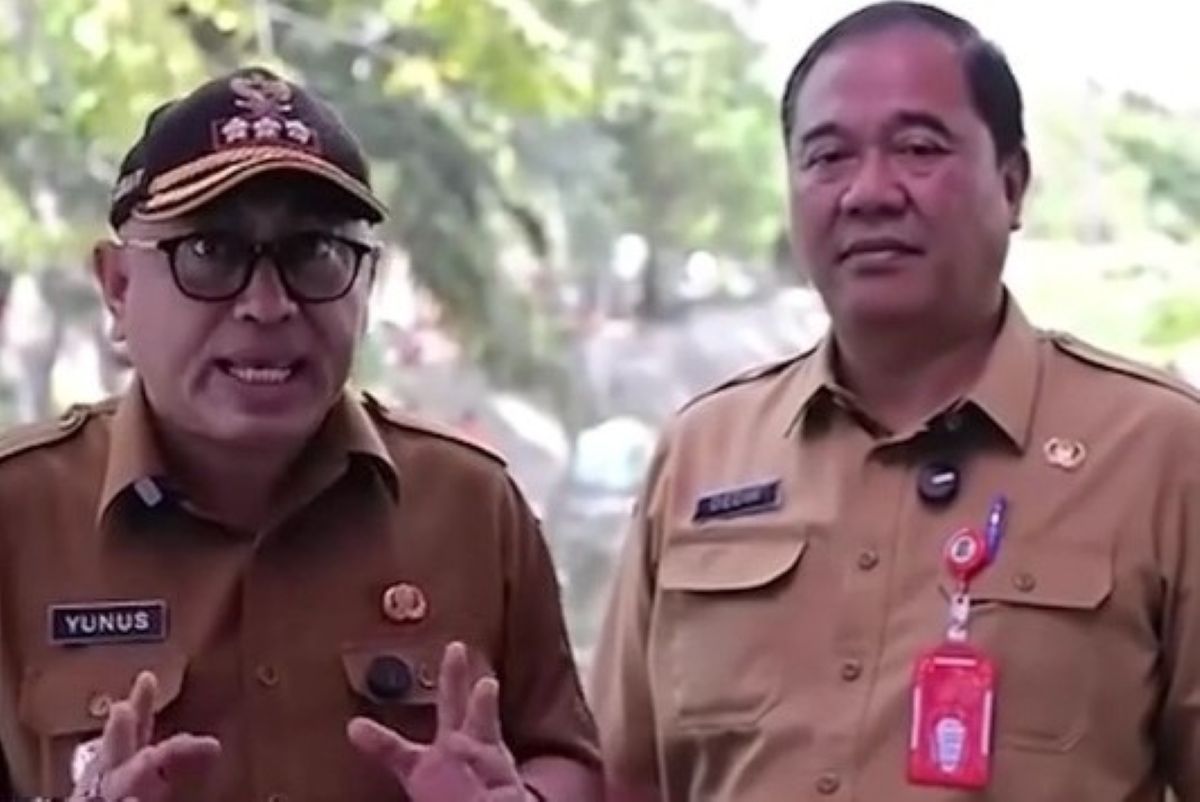 Kepala DLH Kota Surabaya Dedik Irianto. (Tangkapan layar video Instagram @aslisuroboyo) - Image