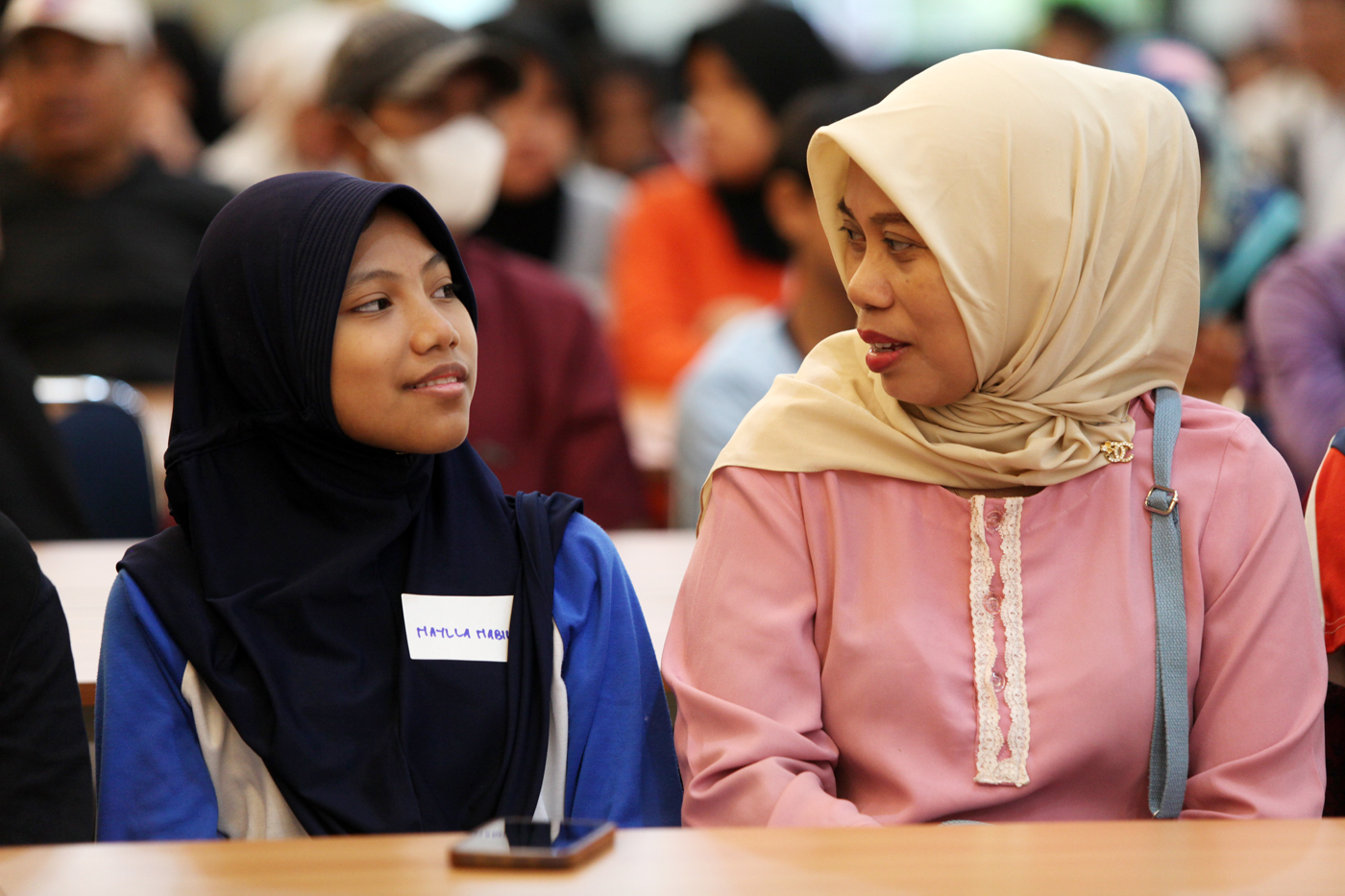 Sejumlah siswa mengikuti masa Pengenalan Sekolah Rakyat Tahun Ajaran 2025/2026 di Sekolah Rakyat Menengah Atas (SRMA) 10 di Pusdiklatbangprof Kemensos, Jl. Margaguna Raya, Radio Dalam, Kebayoran Lama, Jakarta Selatan, Senin (14/7/2025). (Dery Ridwansah/ - Image