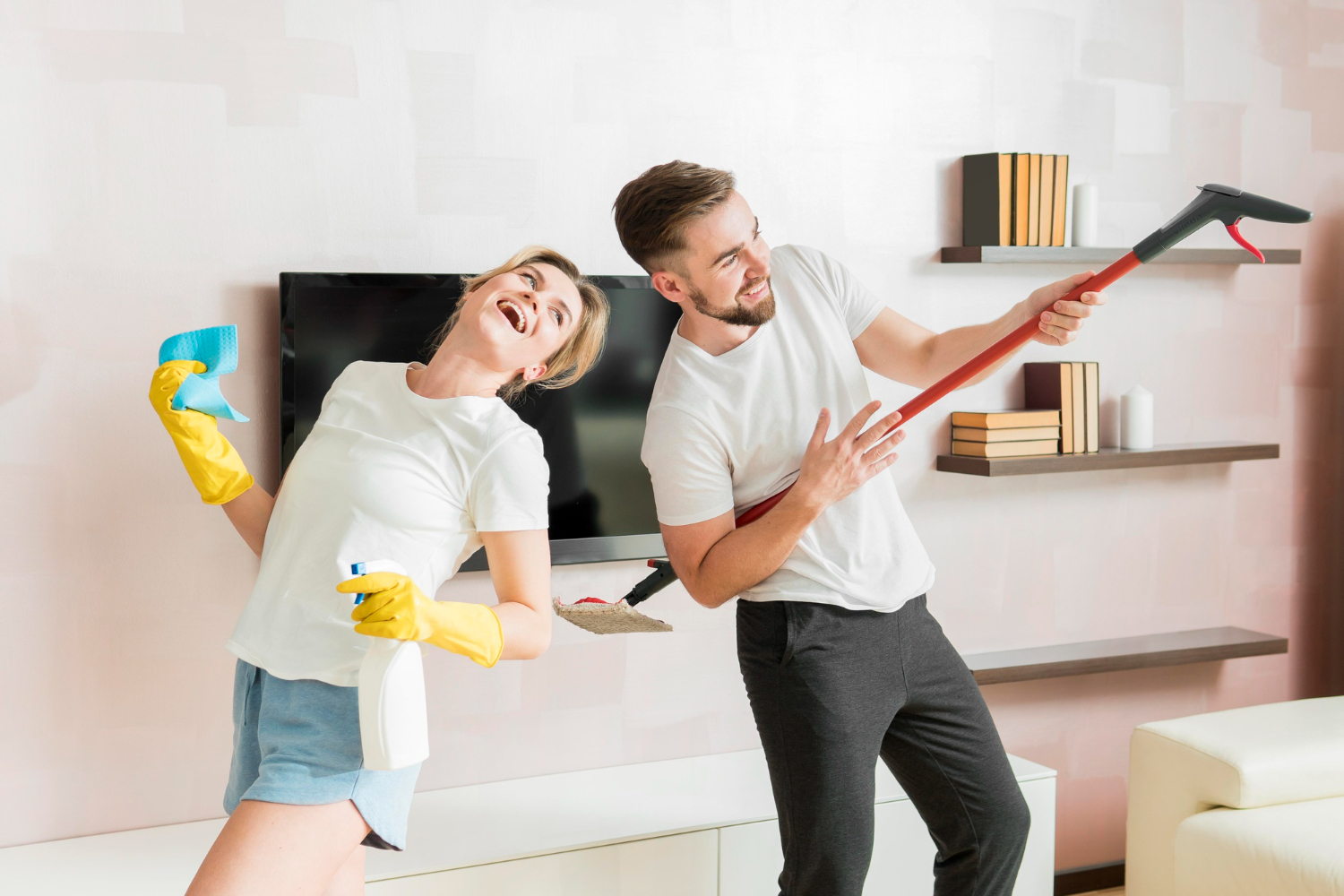 Orang yang rapi secara alami tidak sekadar membersihkan rumah, tetapi menjalani gaya hidup berdasarkan kebiasaan terstruktur yang membuat segalanya tertata.(Freepik) - Image