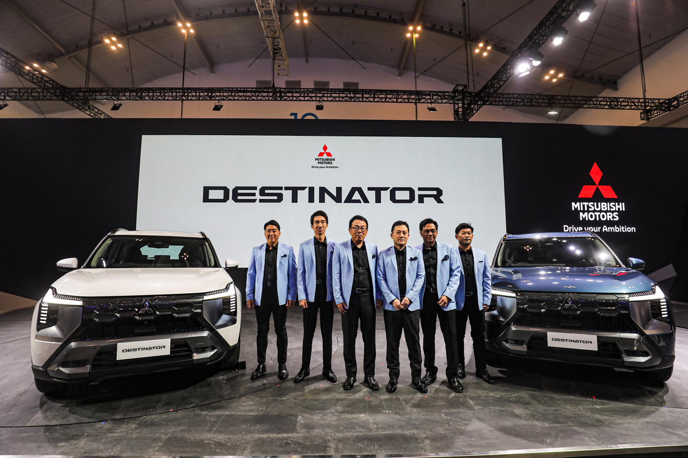 (Ki-ka) Director of After Sales Division PT MMKSI Kazuto Azuma ,Director of Product Strategy Divisio