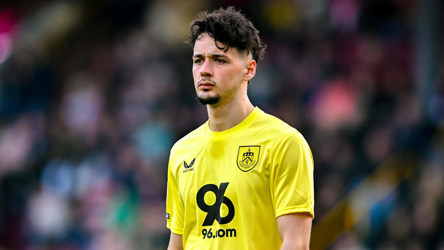 Lulusan akademi Manchester City, James Trafford pulang kampung ke Etihad. (IMAGO/Action Plus) - Image