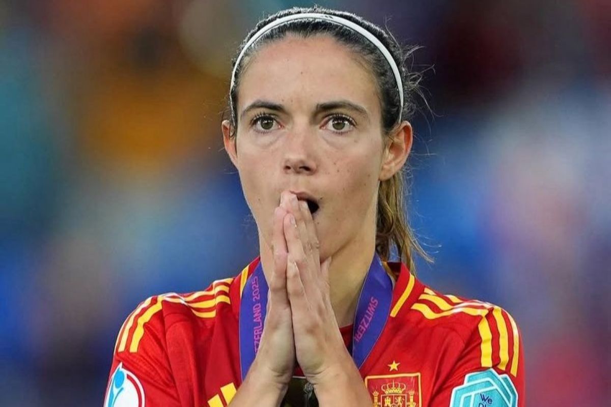 Bonmati terpilih sebagai pemain terbaik turnamen Euro Putri 2025. (Instagram Weuro2925) - Image