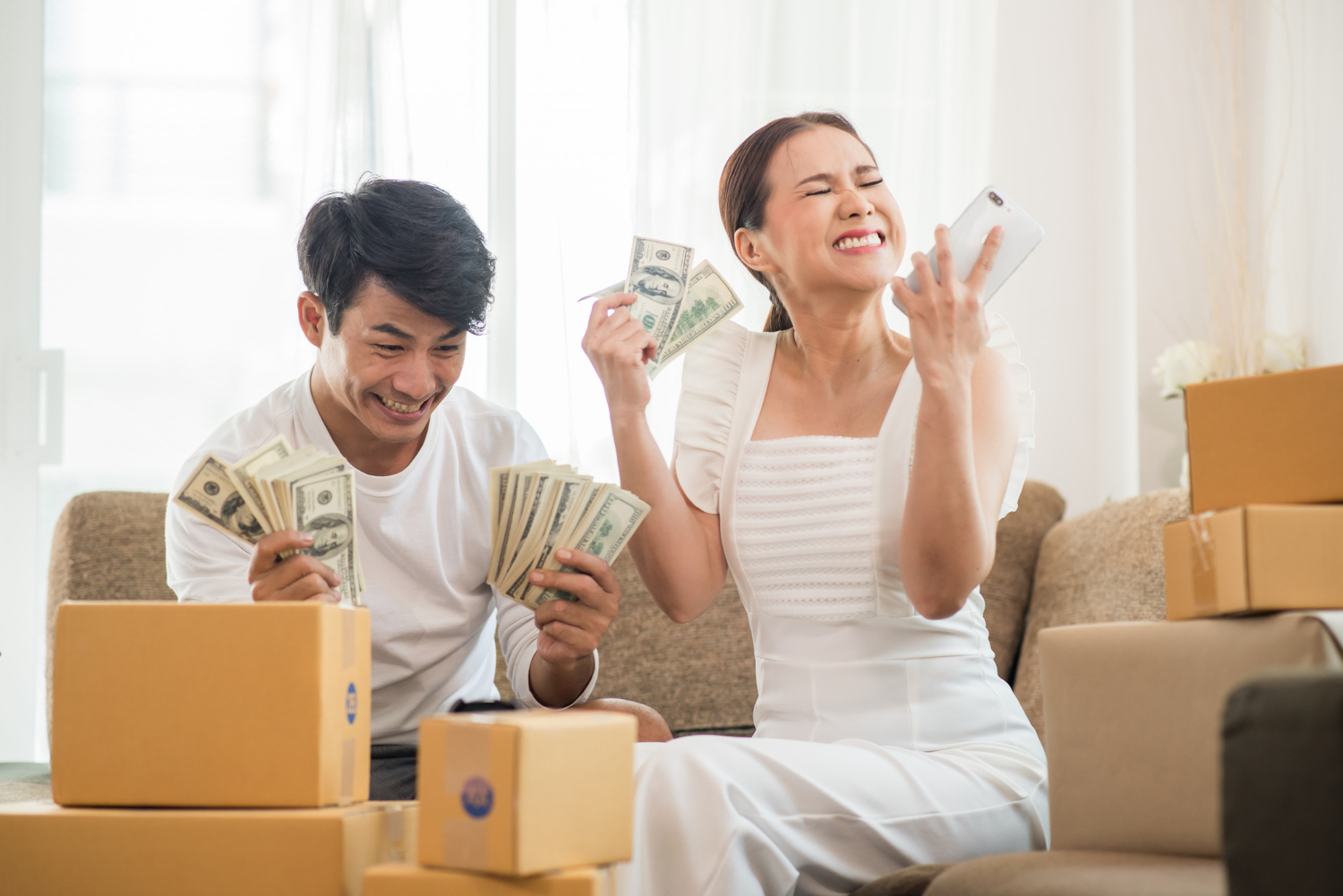 5 Weton Ini Akan Kaya Mendadak di Bulan Agustus 2025, Rezeki Datang dari Berbagai Arah yang Tidak Terduga (jcomp/Freepik) - Image