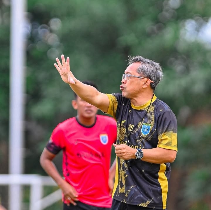 Aji Santoso. (Dok. Persela) - Image