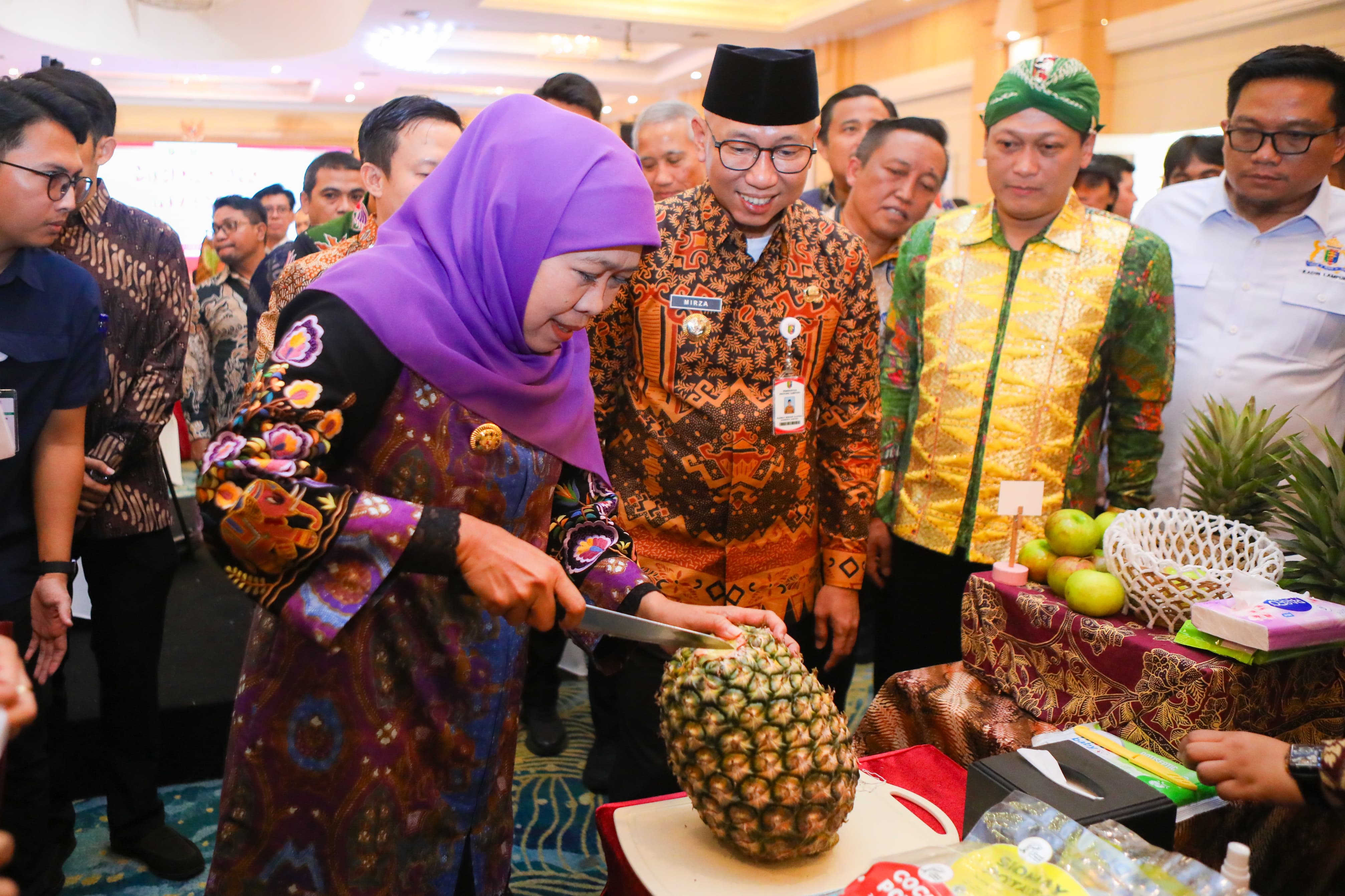 Misi Dagang Jatim - Lampung Tembus Rp 1 Triliun, Komoditas Pertanian dan Kelautan Jadi Unggulan. (Humas Pemprov Jatim) - Image