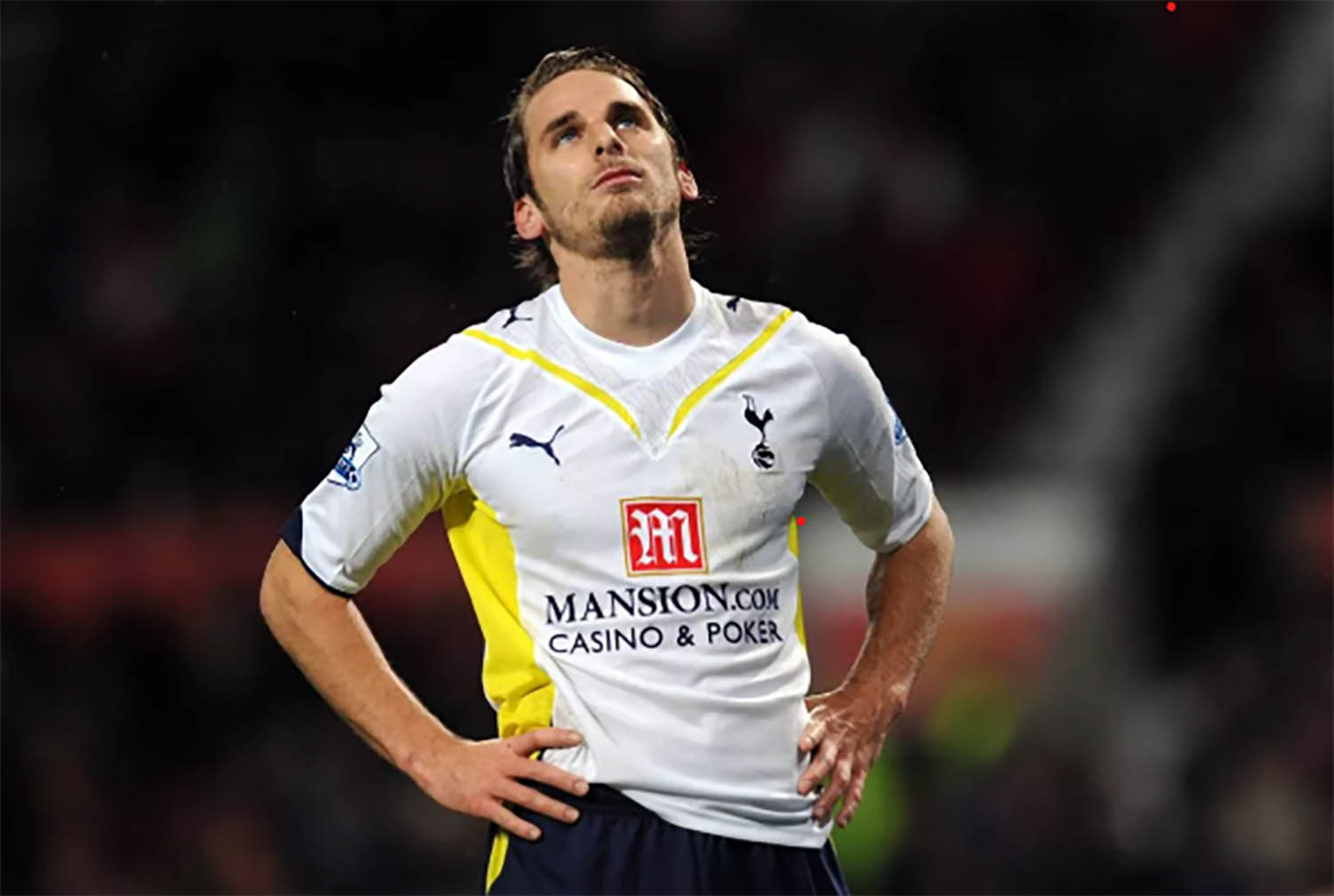 David Bentley saat berseragam Tottenham, mengaku seharusnya bertahan lebih lama di bawah arahan Arsene Wenger. (Dok. Mirror) - Image