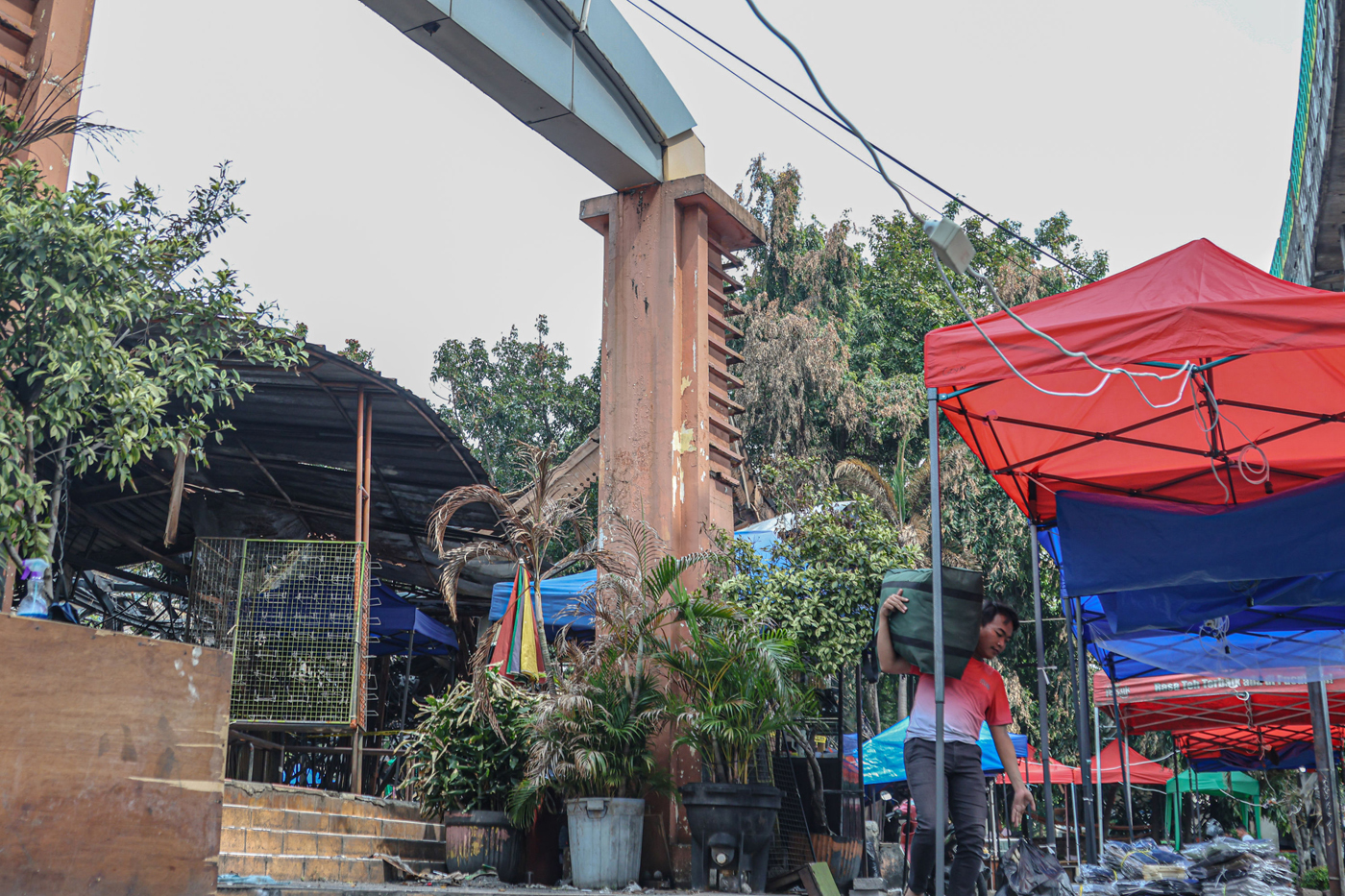 Maupun relokasi pasca kebakaran di Pasar Taman Puring.