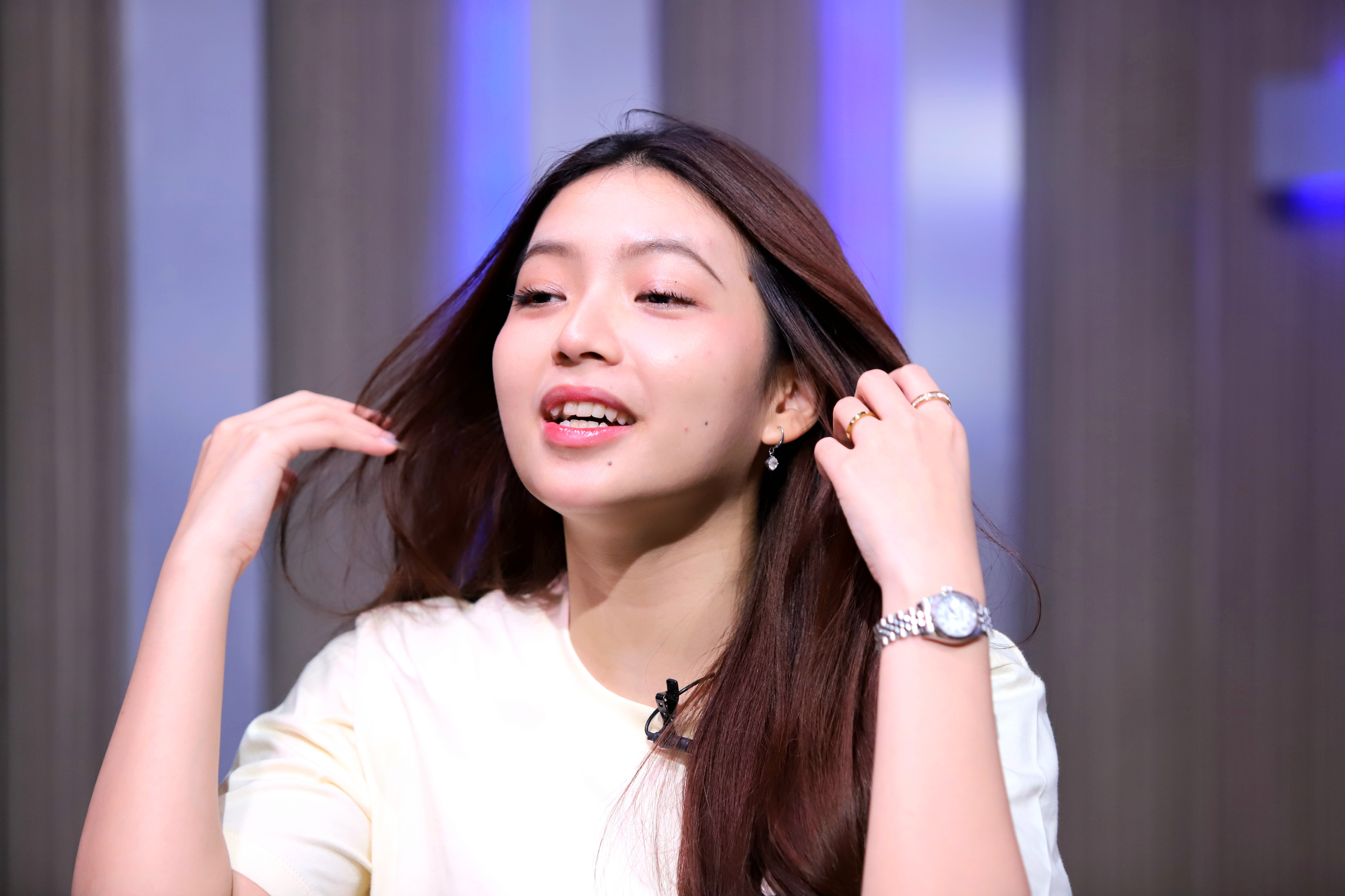 Shania Gracia JKT48 saat bincang-bincang poadcast bersama Jawa Pos Media di Jakarta. (Dery Ridwansah