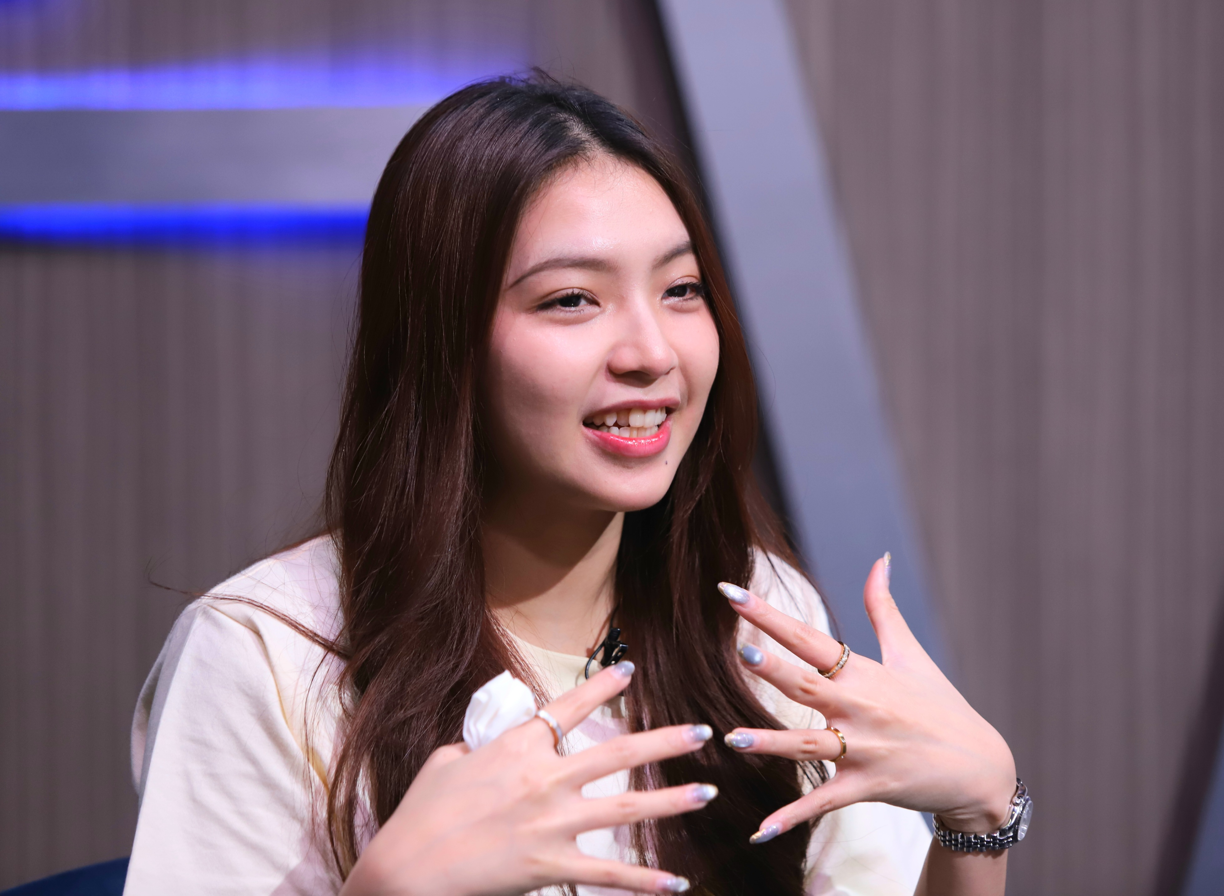 Shania Gracia JKT48 saat bincang-bincang poadcast bersama Jawa Pos Media di Jakarta. (Dery Ridwansah