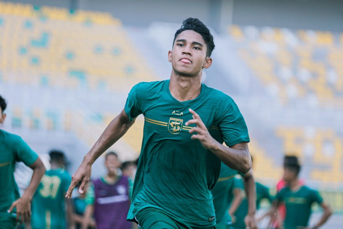 Persebaya Surabaya dikabarkan sedang gencar memulangkan mantan wonderkidnya Marselino Ferdinan. (Media Persebaya) - Image