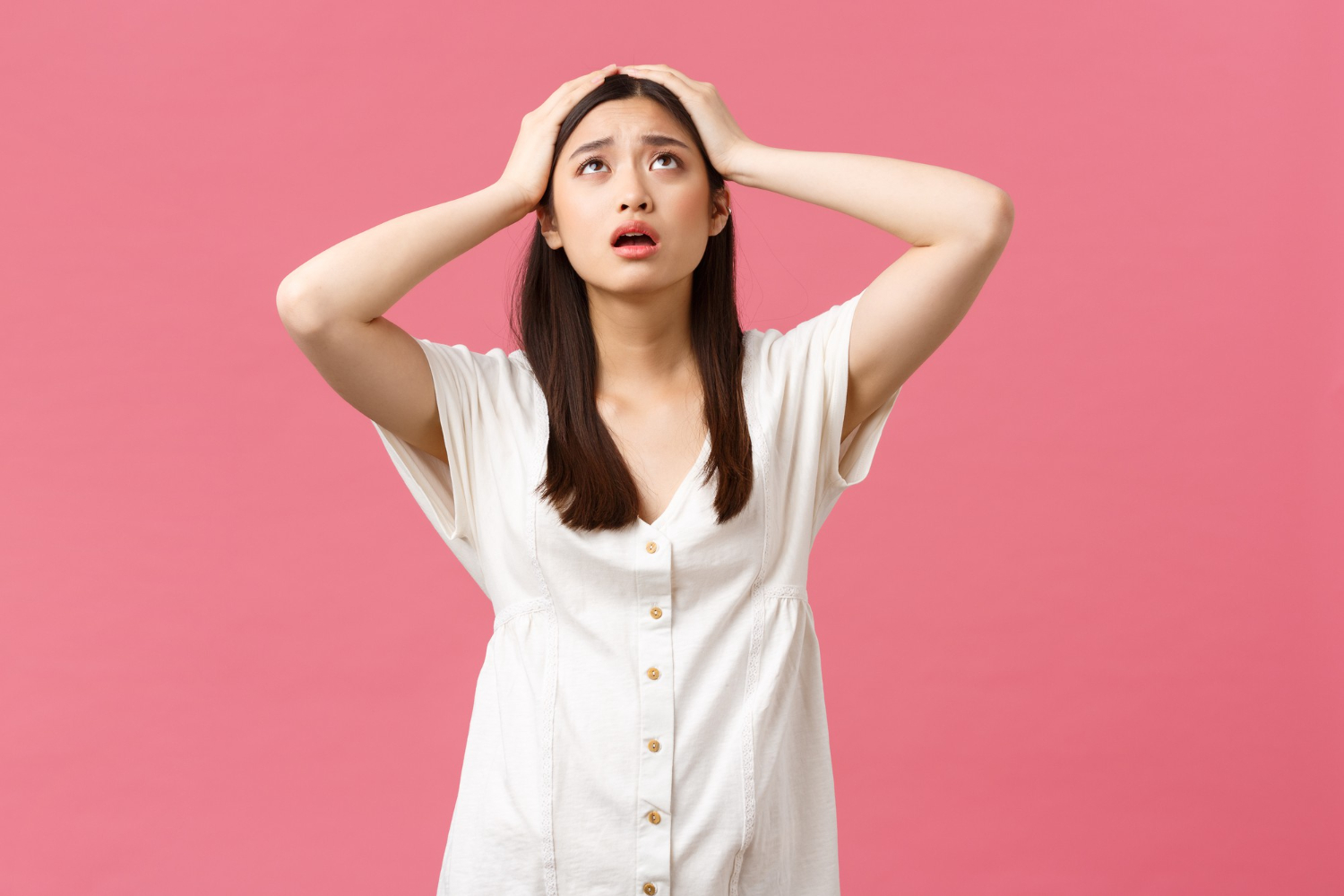Banyak wanita tidak menyadari bahwa kebiasaan tertentu dapat mengikis kepercayaan dan kedekatan dalam hubungan. /Freepik. - Image