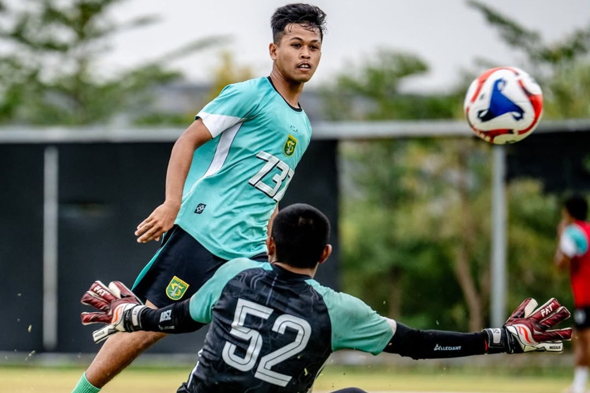Eduardo Perez siap bawa Persebaya Surabaya siap kalahkan Bali United. (Media Persebaya) - Image