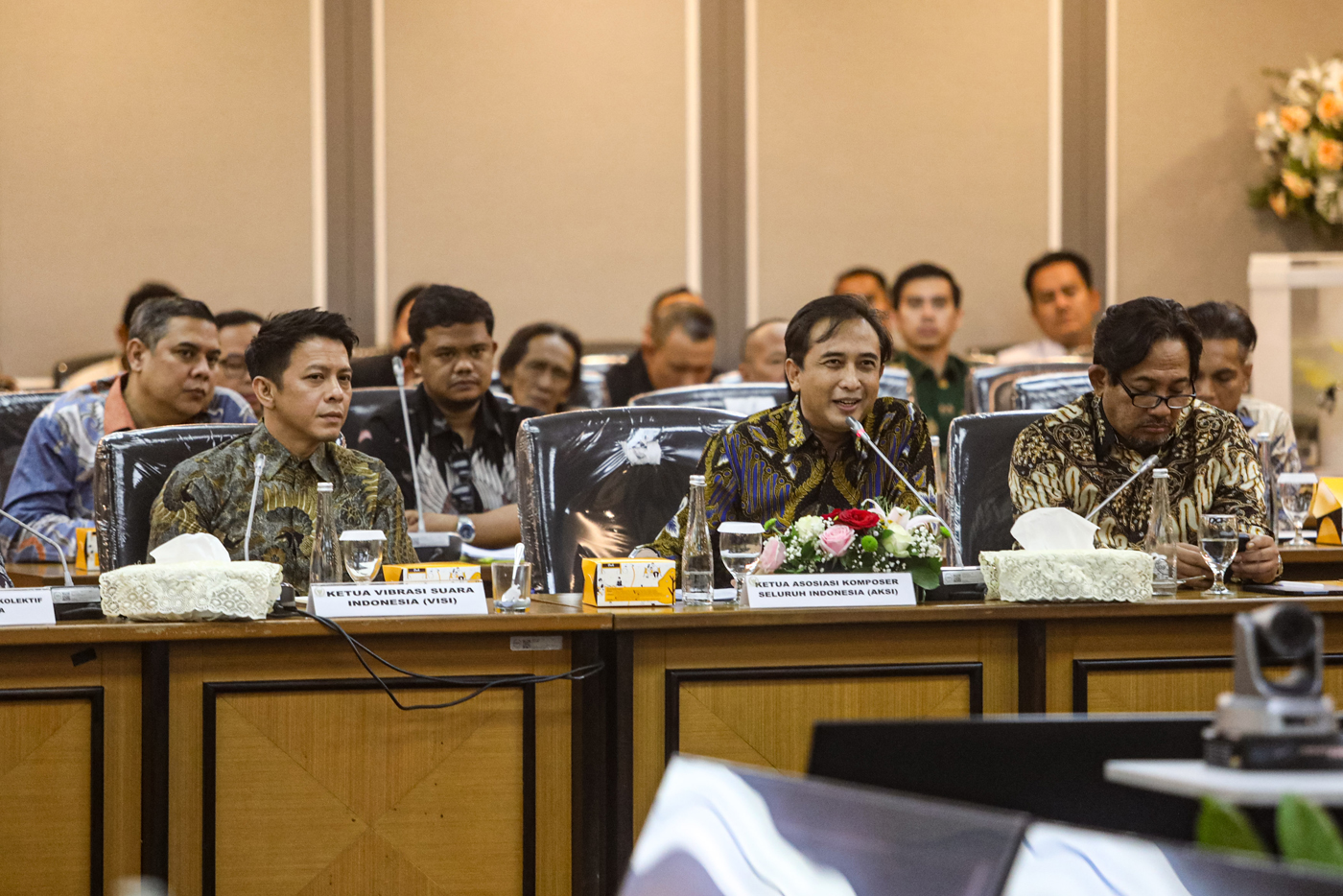 Suasana Rapat Dengar Pendapat Umum (RDPU) dengan Wakil Ketua DPR Sufmi Dasco Ahmad dan Komisi XIII DPR di Kompleks Parlemen, Senayan, Jakarta, Kamis (21/8/2025). Rapat tersebut membahas manajemen Royalti dan permasalahan dalam perlindungan karya cipta dan - Image
