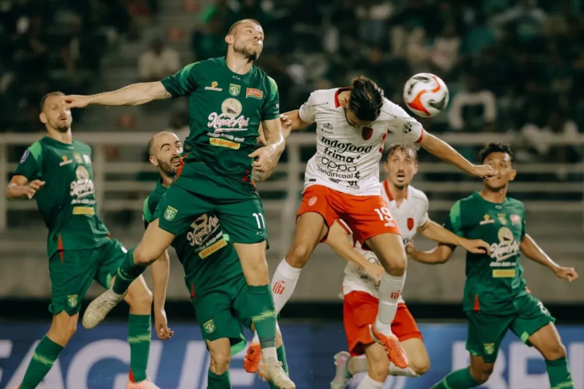 Bali United digunduli Persebaya Surabaya 5-2, Sabtu (23/8/2025). (Media Bali United) - Image