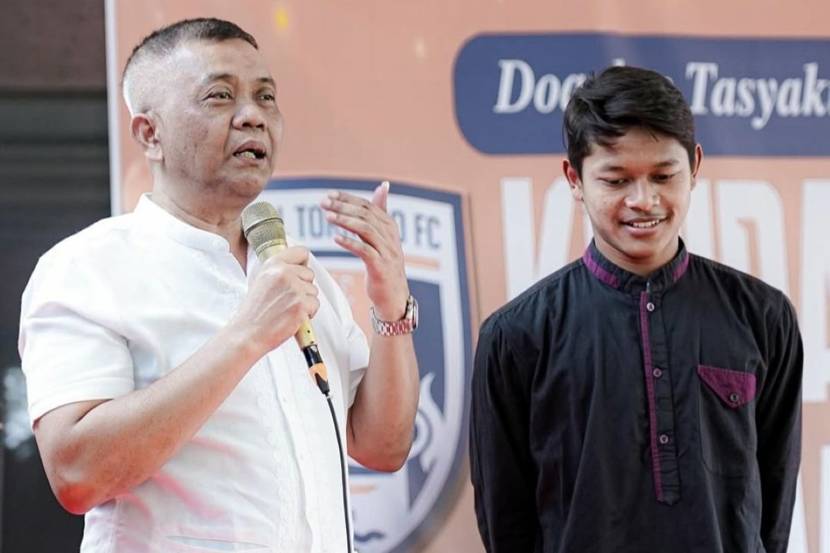 Junianto menghadiri acara doa bersama tim Kendal Tornado FC. (Istimewa) - Image