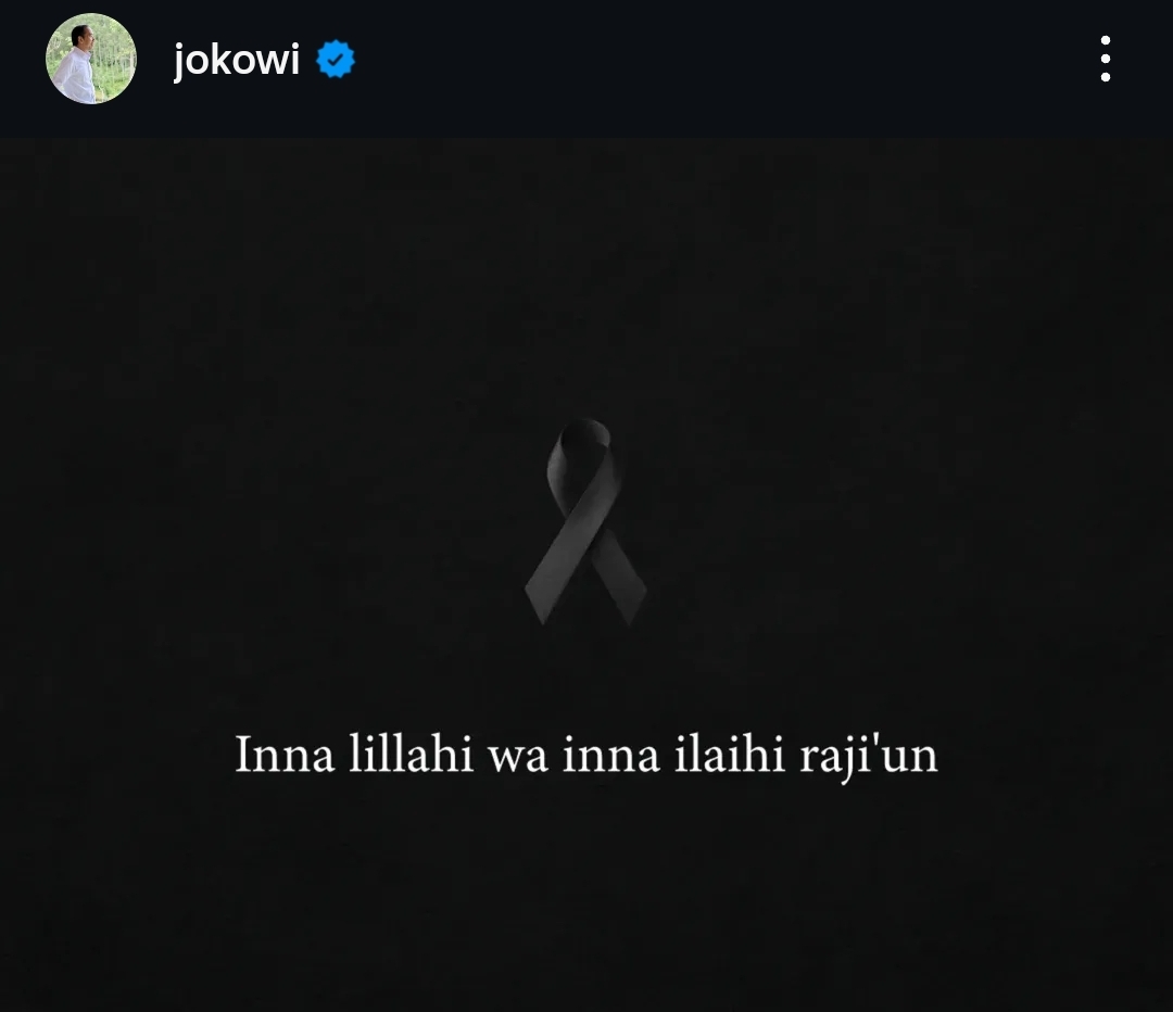Presiden ke-7 RI Joko Widodo (Jokowi) mengunggah pita hitam dalam akun media sosial Instagram, Jumat malam (29/8). (Instagram @jokowi) - Image