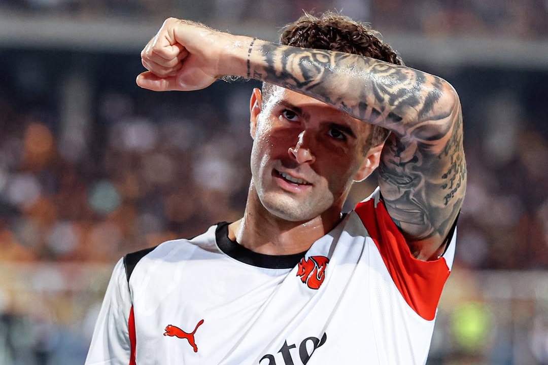 Selebrasi Christian Pulisic setelah cetak gol lawan Lecce.(Dok. AC Milan) - Image