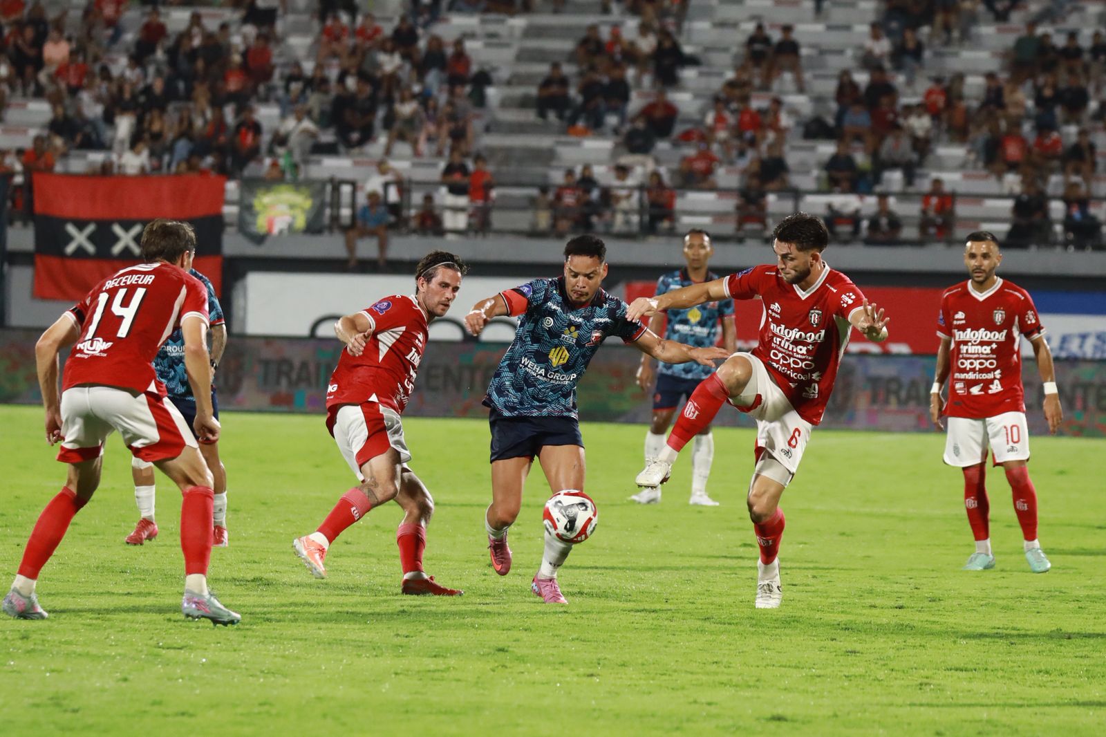 Bali United berhasil meraih kemenangan perdananya saat menjamu Madura United pada pekan keempat Super League 2025/2026. (Dok: Madura United) - Image