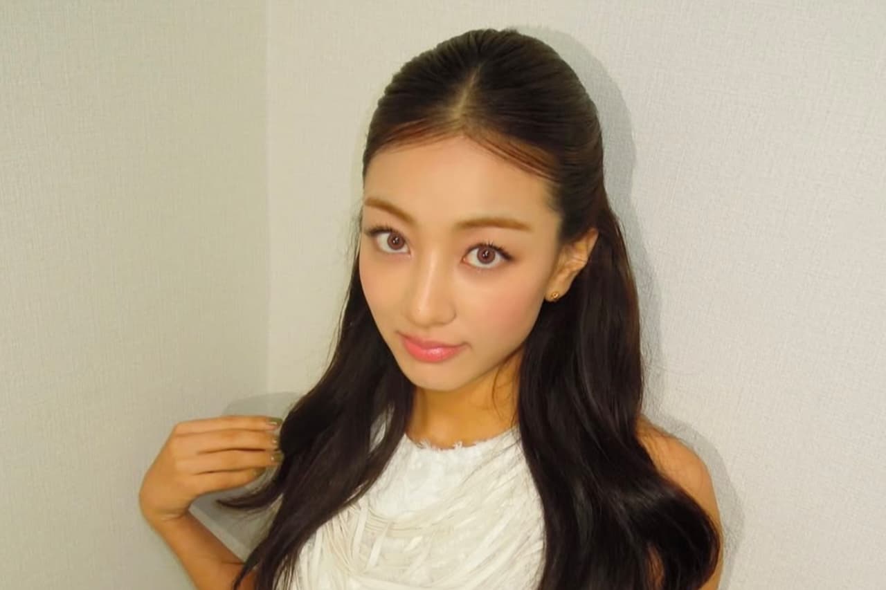 Jihyo TWICE alami masalah kesehatan di tengah konser Fukuoka. (Instagram/@_zyozyo) - Image