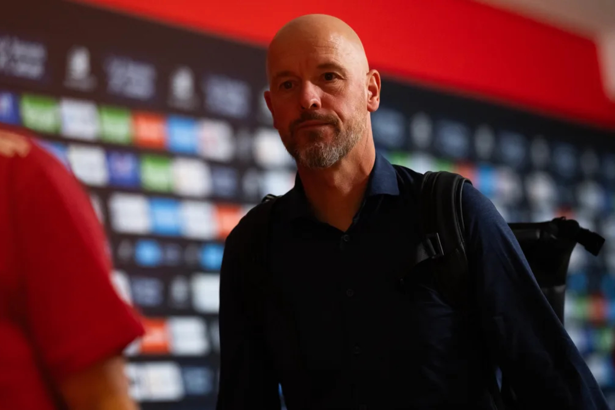 Bayer Leverkusen Resmi Memecat Erik ten Hag Hanya Dalam Tiga Laga. (Dok. Bundesliga) - Image