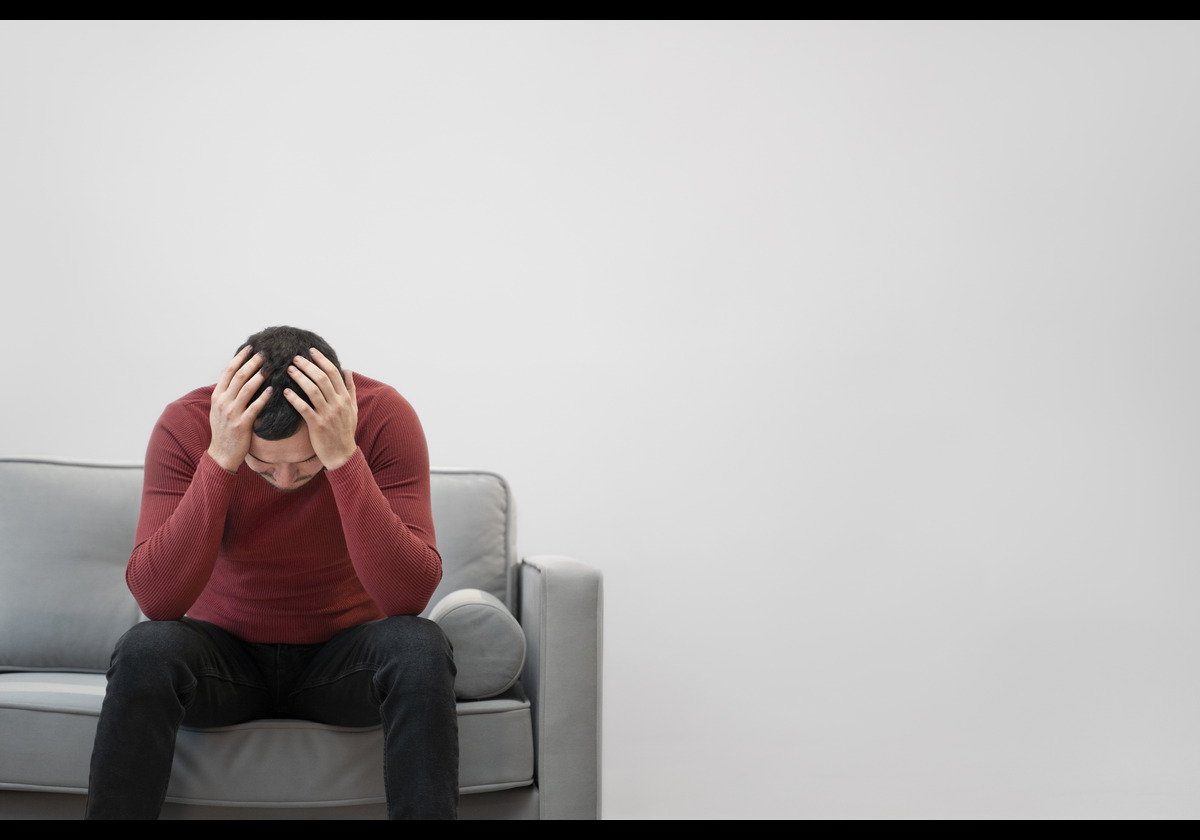 3 Tanda Mental Kamu Masih Lemah, Nomor 2 Sering Banget Terjadi! - Image