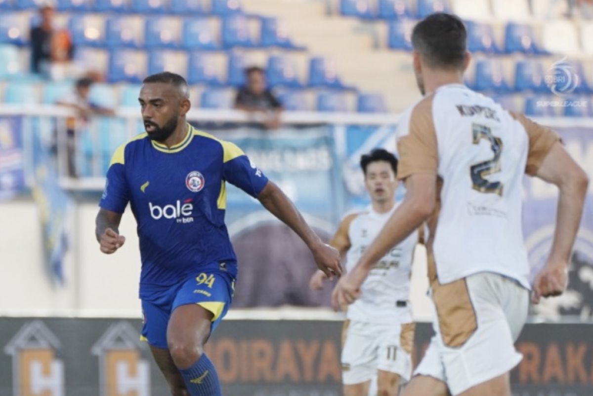 Debut Williams Lugo hingga catatan apik Dalberto pada pekan kelima super league. (ileague) - Image