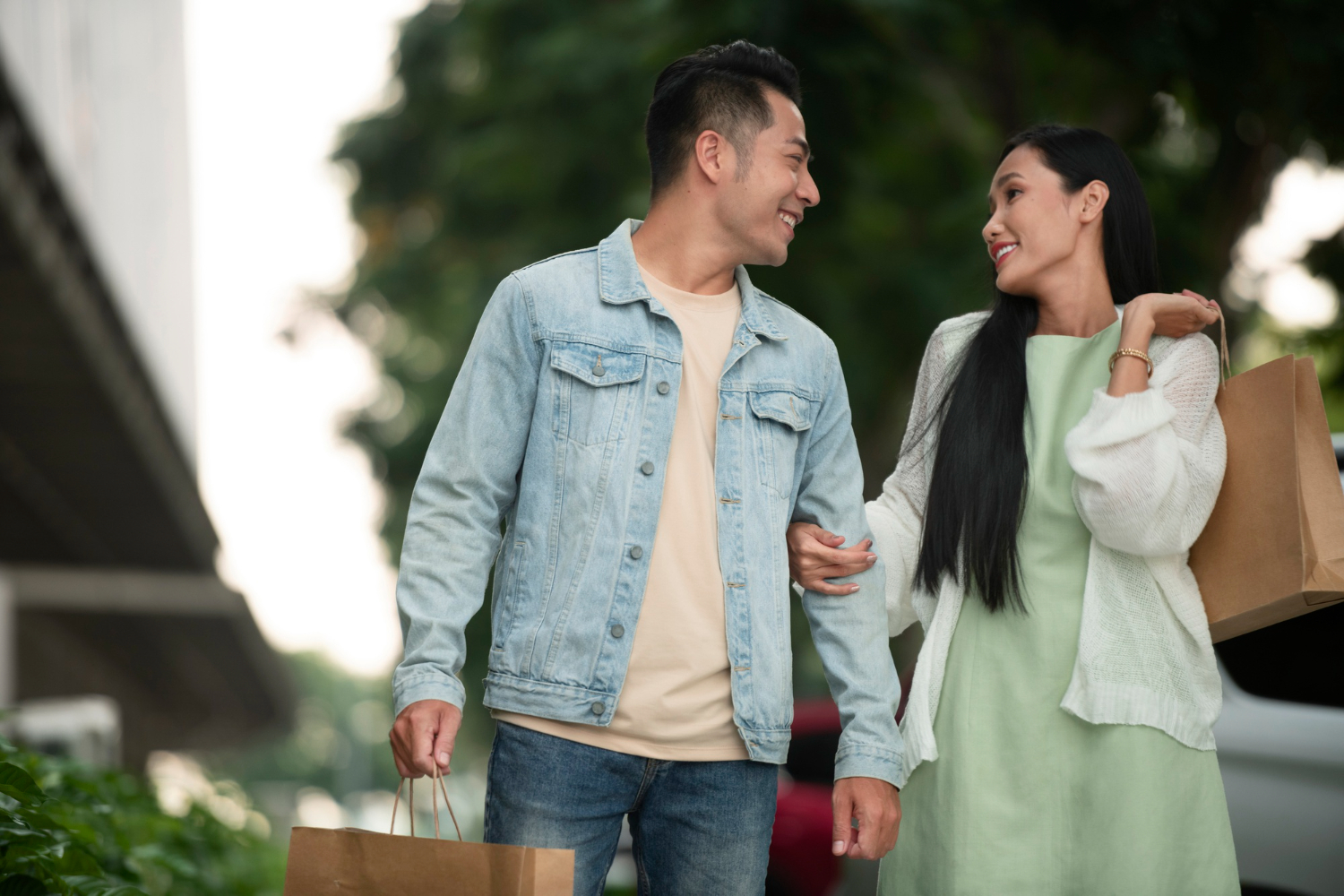 Hubungan yang sukses ibarat perjalanan jauh. Tanpa peta, Anda bisa tersesat. Dengan tujuan yang jelas, setiap langkah terasa lebih bermakna. Foto: Freepik - Image