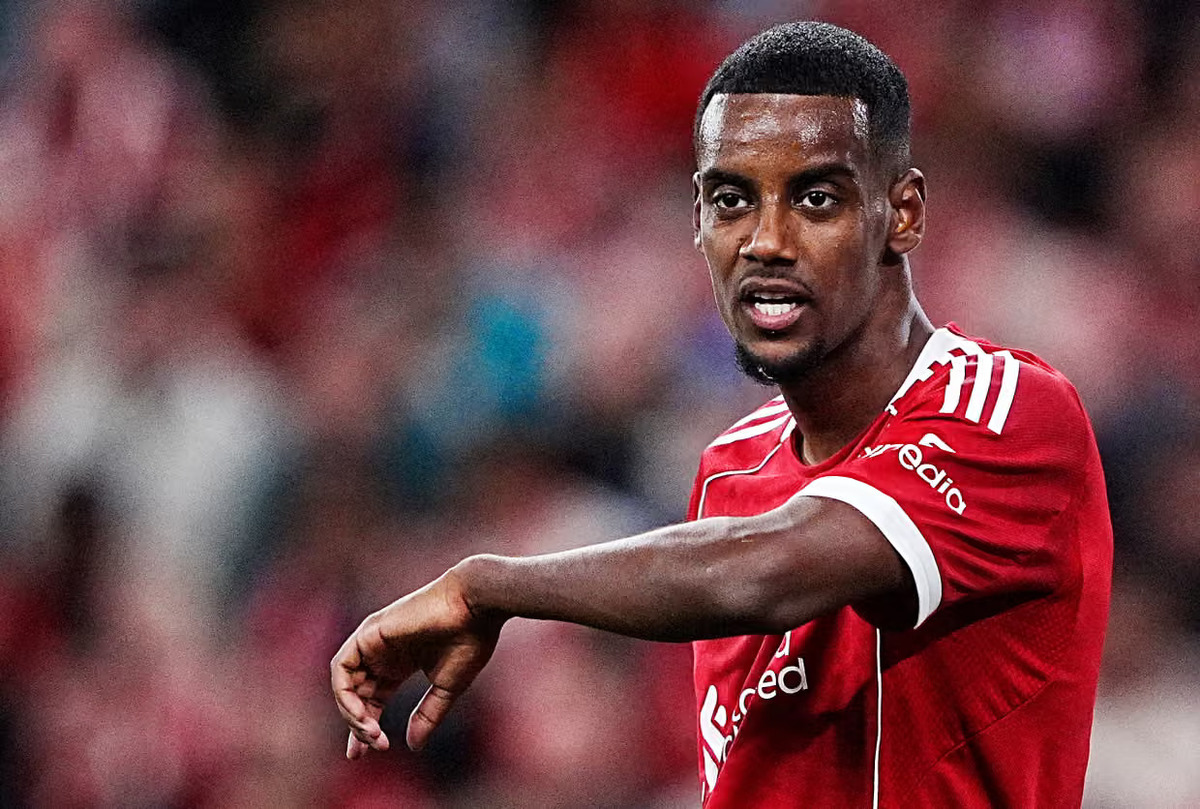 Debut Alexander Isak berseragam Liverpool. (Peter Byrne/PA) - Image