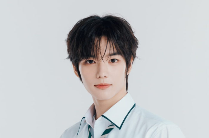 Profil look Hamin di Reply High School. (Mnet Plus)