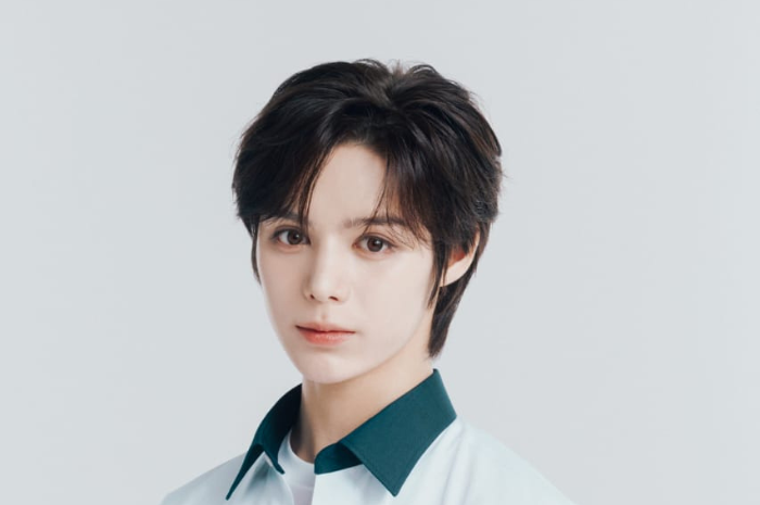 Profil look Justin di Reply High School. (Mnet Plus)