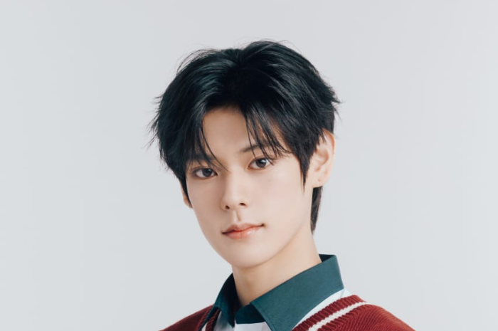 Profil look Nicholas di Reply High School. (Mnet)