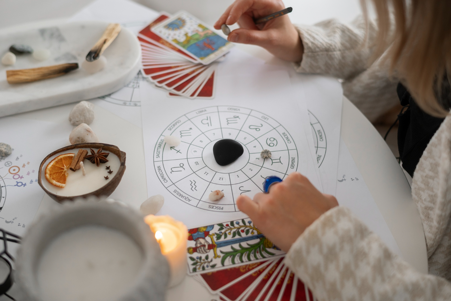 Bagi ketiga zodiak ini, minggu ini bukan hanya tentang uang, tetapi juga tentang menyelaraskan rasa harga diri dengan energi finansial. Foto: Freepik - Image
