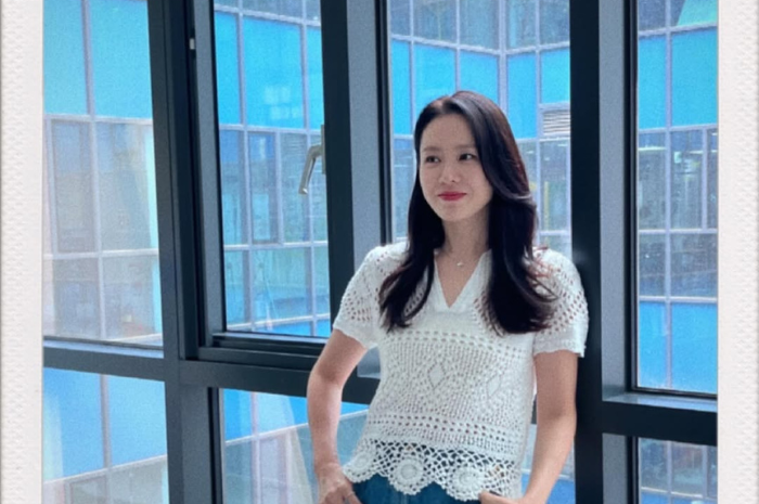 Son Ye Jin saat menghadiri acara Festival Film Bucheon pada Juli 2024. (Instagram @yejinhand) - Image