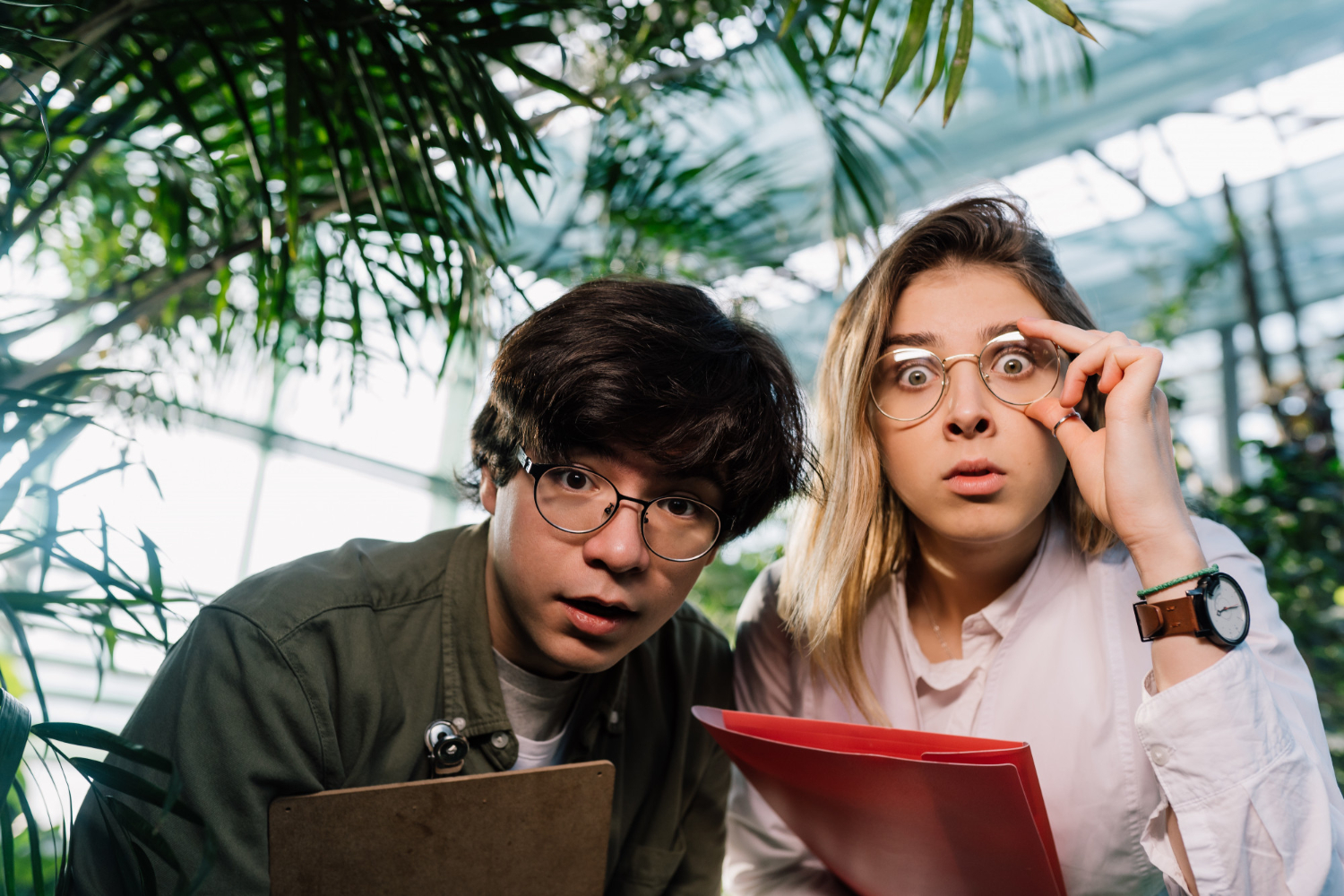 Ingatlah, cinta sejati bukan tentang tidak pernah ada masalah, melainkan bagaimana dua orang terus berjuang mempertahankan satu sama lain meski di tengah badai. Foto: Freepik - Image