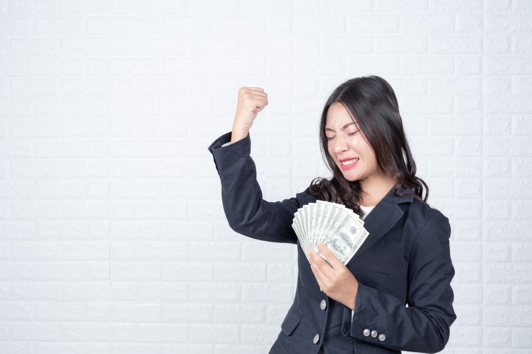 Ilustrasi seseorang yang mendapatkan hoki - Image