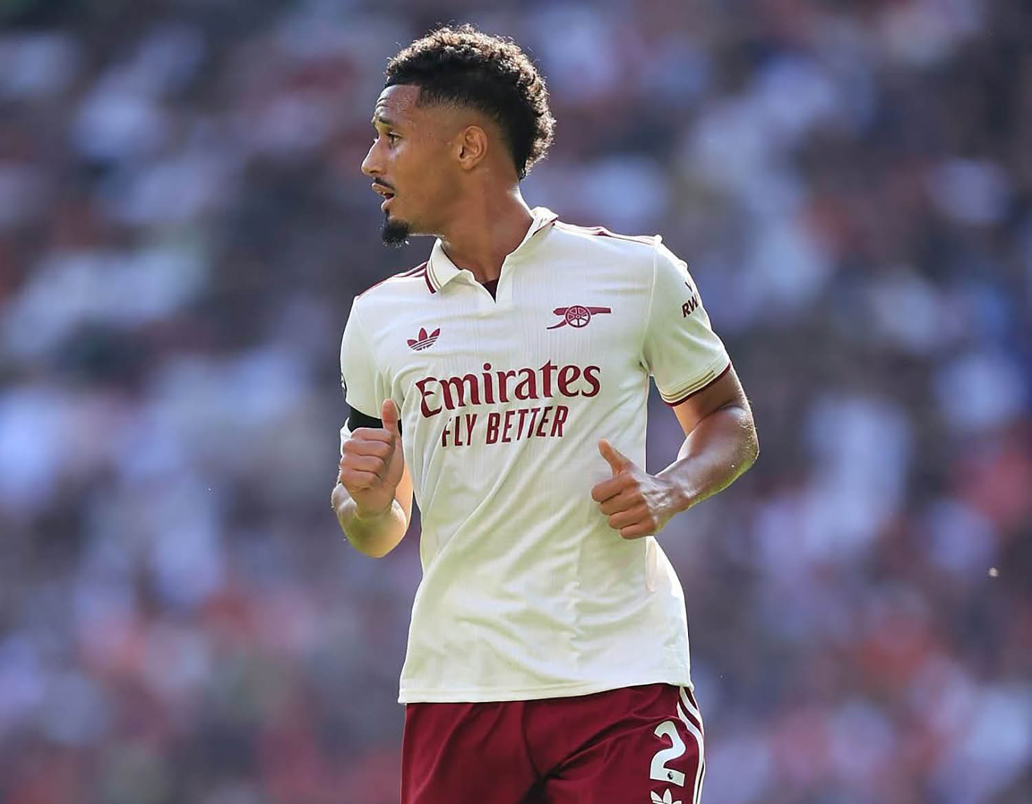 William Saliba perpanjang kontrak lima tahun di Arsenal, menepis rumor kepindahan ke Real Madrid. (Dok. Theathletic.com) - Image