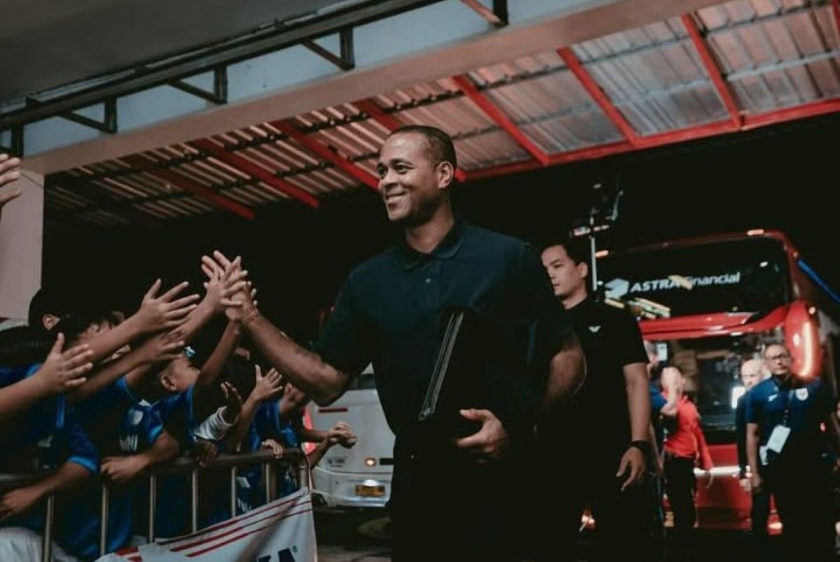 Pelatih Timnas Indonesia Patrick Kluivert. (Instagram @patrickkluivert9) - Image