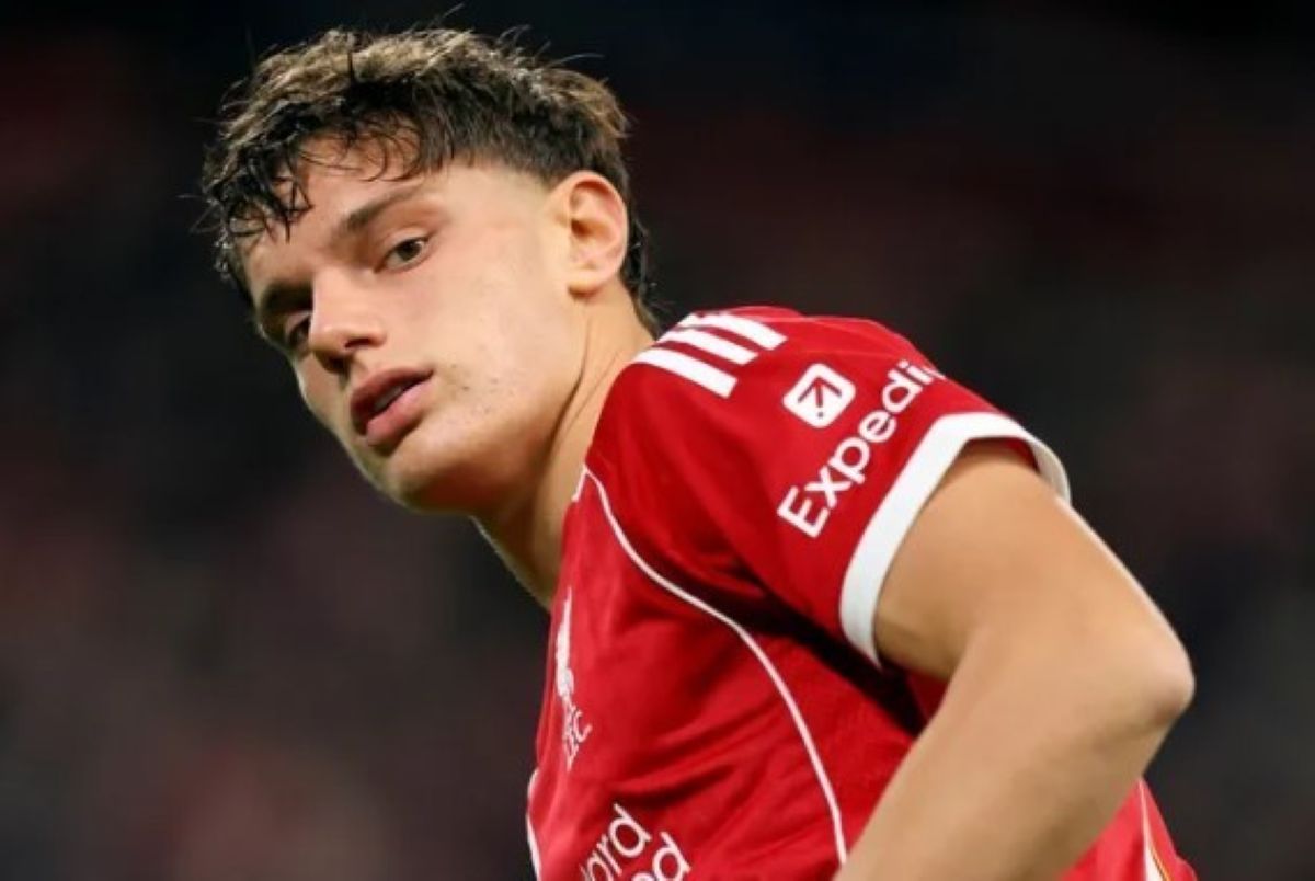 Giovanni Leoni mengalami cedera. (Dok. Liverpool) - Image