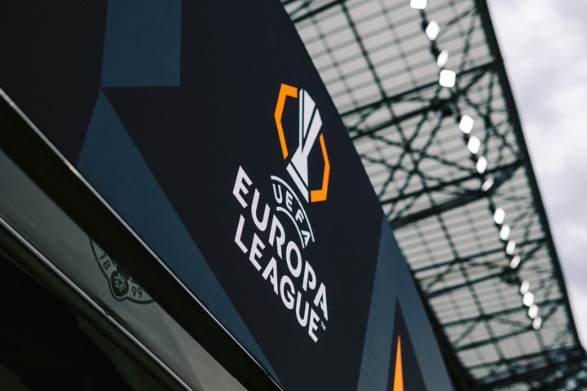 UEFA pertimbangkan penangguhan Israel dari kompetisi internasional. (@EuropaLeague/X) - Image